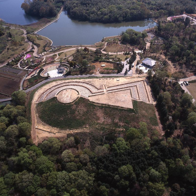 ナガレ山古墳上空
